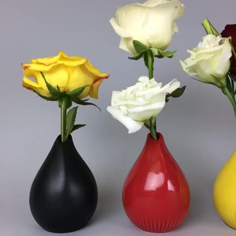 3D Printed Flower Vase in Porcelain